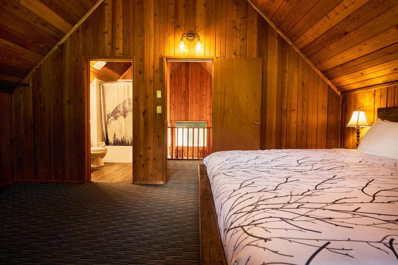 Banff Gate Mountain Resort Кенмор Екстер'єр фото