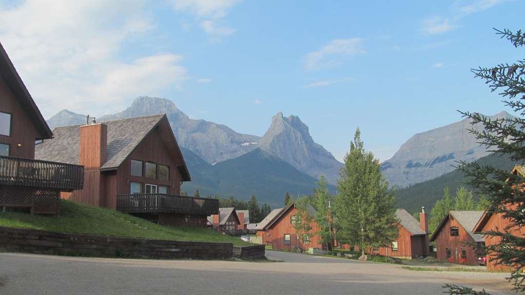 Banff Gate Mountain Resort Кенмор Екстер'єр фото