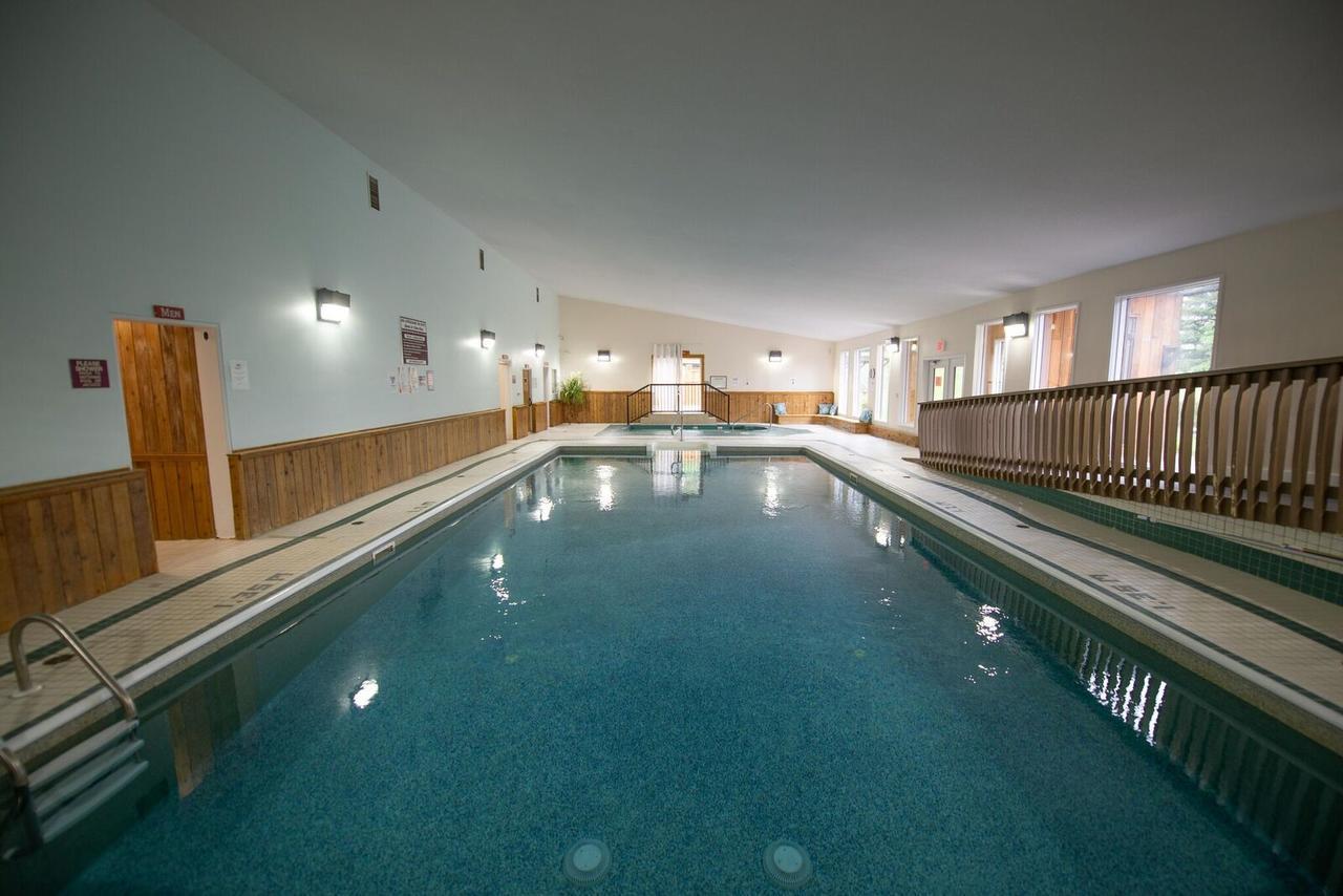 Banff Gate Mountain Resort Кенмор Екстер'єр фото